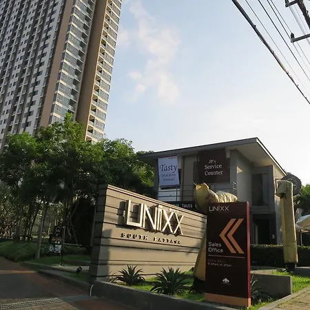 Jp'S Unixx Residence Club